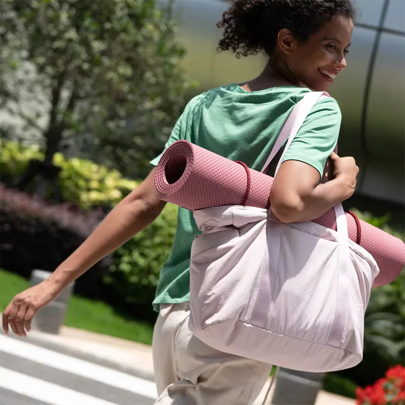Women Travel Tote Bag Universi - مراجعة Pilates Yoga Gear وسعره