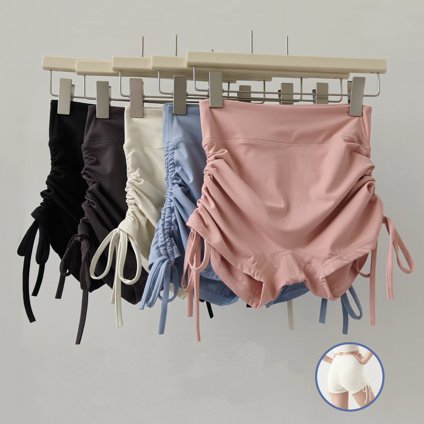 High-Waisted Yoga Shorts for W - مراجعة Pilates In Yoga Pants وسعره